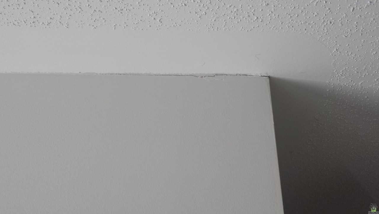 Image for Cracks where wall meets ceiling