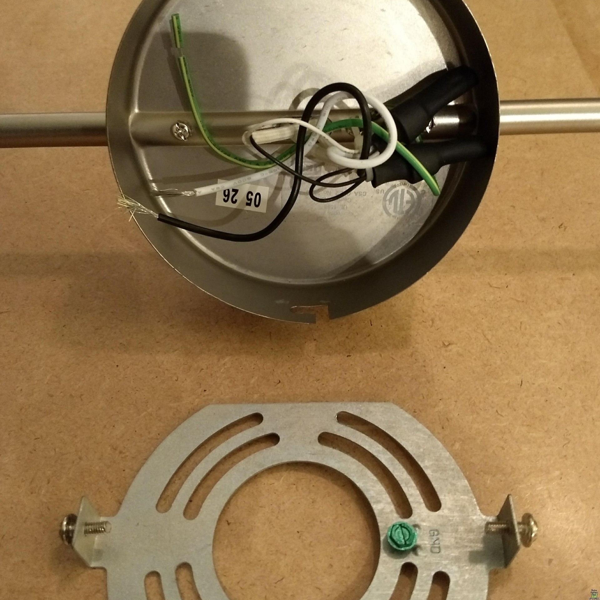 Image for Can you mount this Ikea light without the missing bracket in the back?
