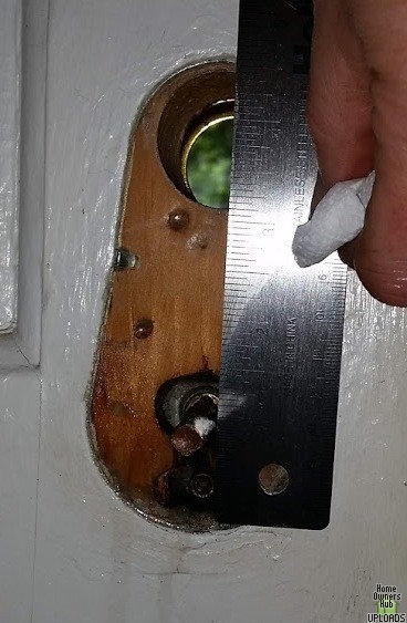 Image for old deadbolt stuck in fram
