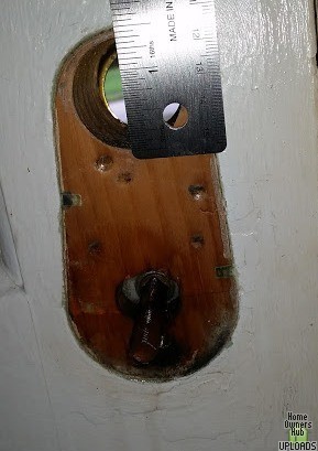 Image for old deadbolt stuck in fram