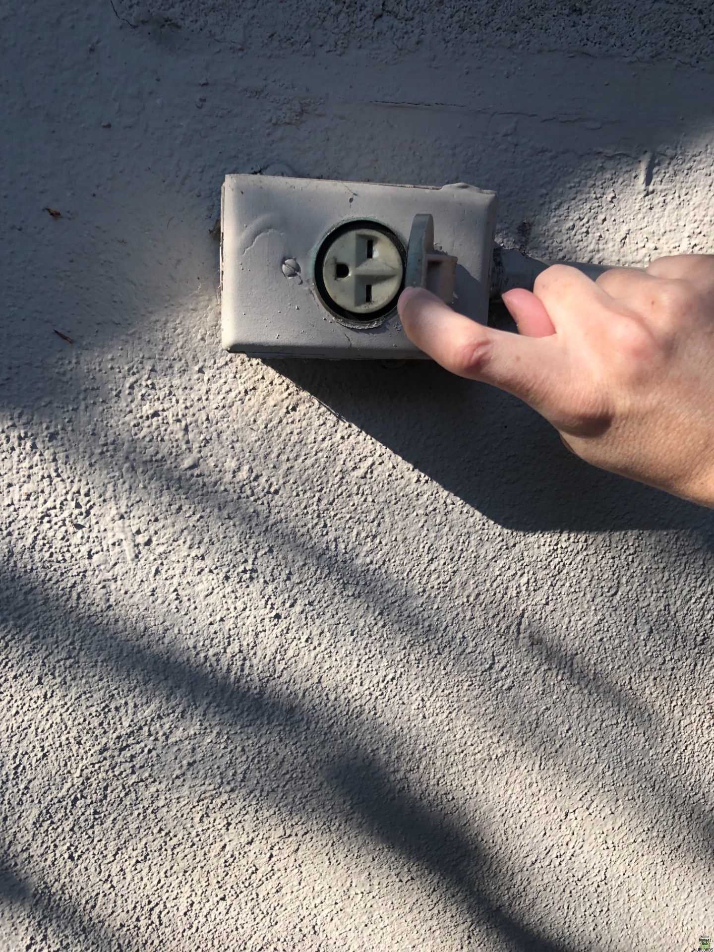 Image for What kind of outlet is this?