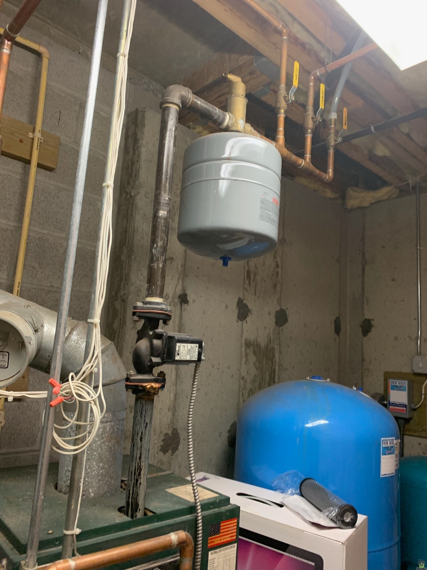 Image for No hot water on main and 2nd floor - NEED HELP!