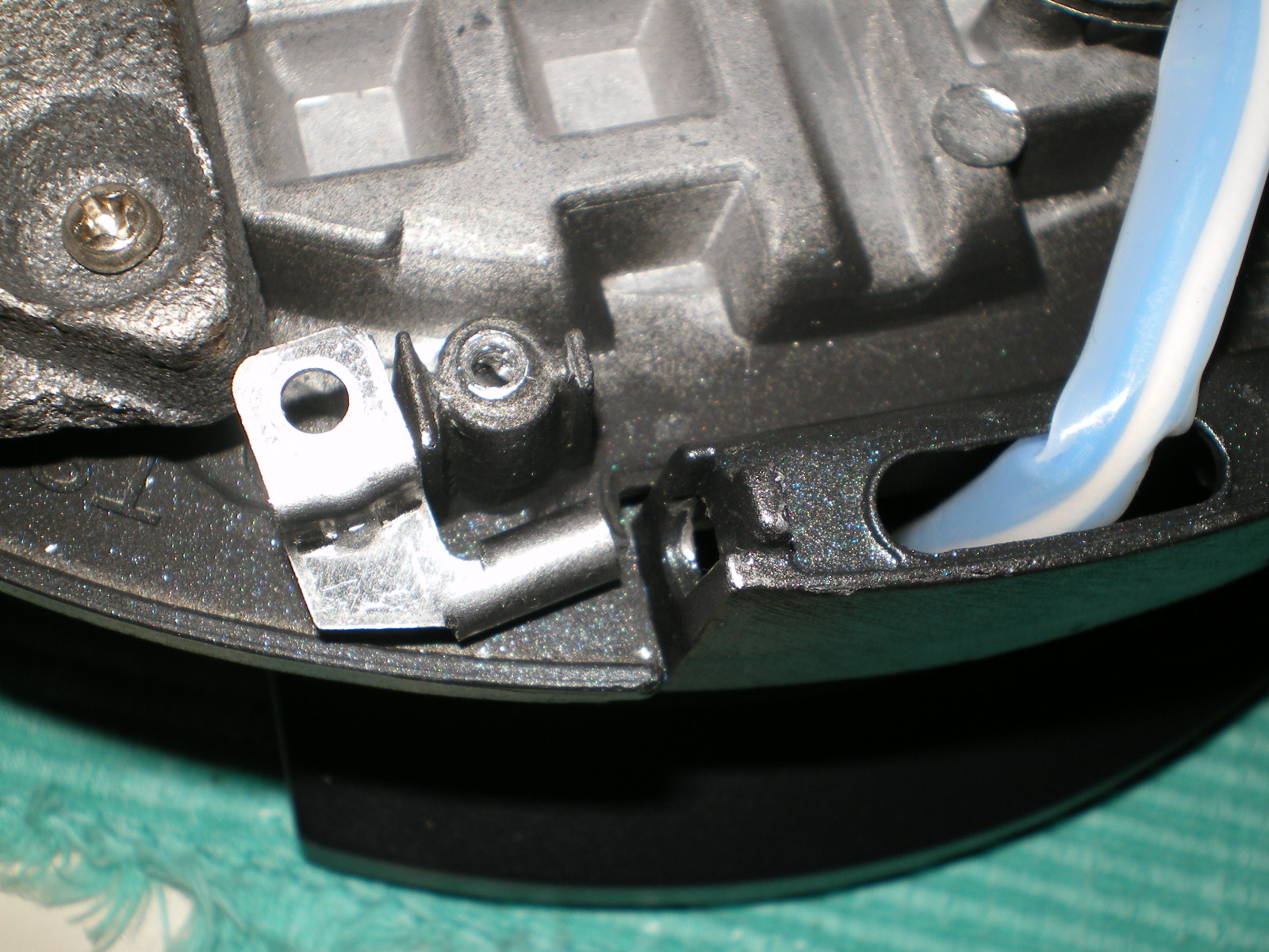 Image for [SOLVED] Fixing Loose Handle on Cuisinart Round Waffle Maker 