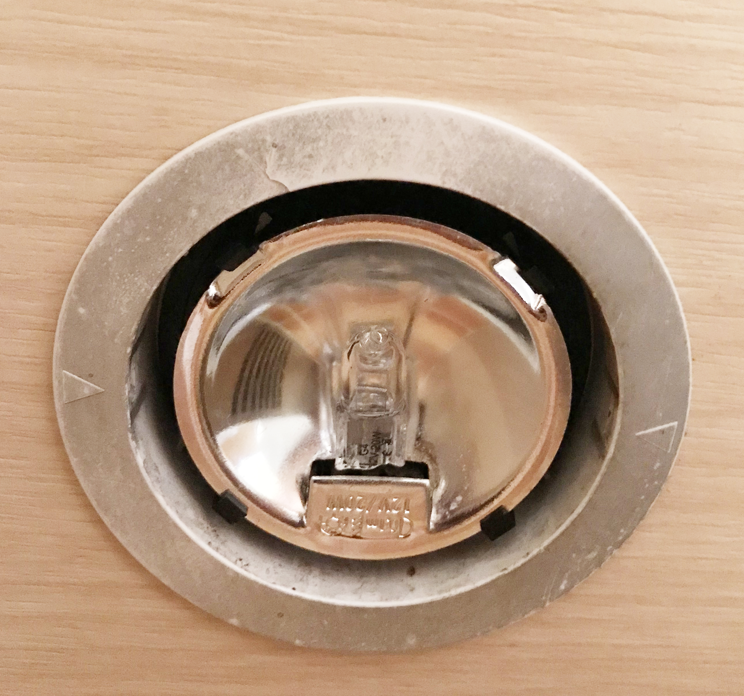 Image for Under cabinet G4 halogen lamp replacement