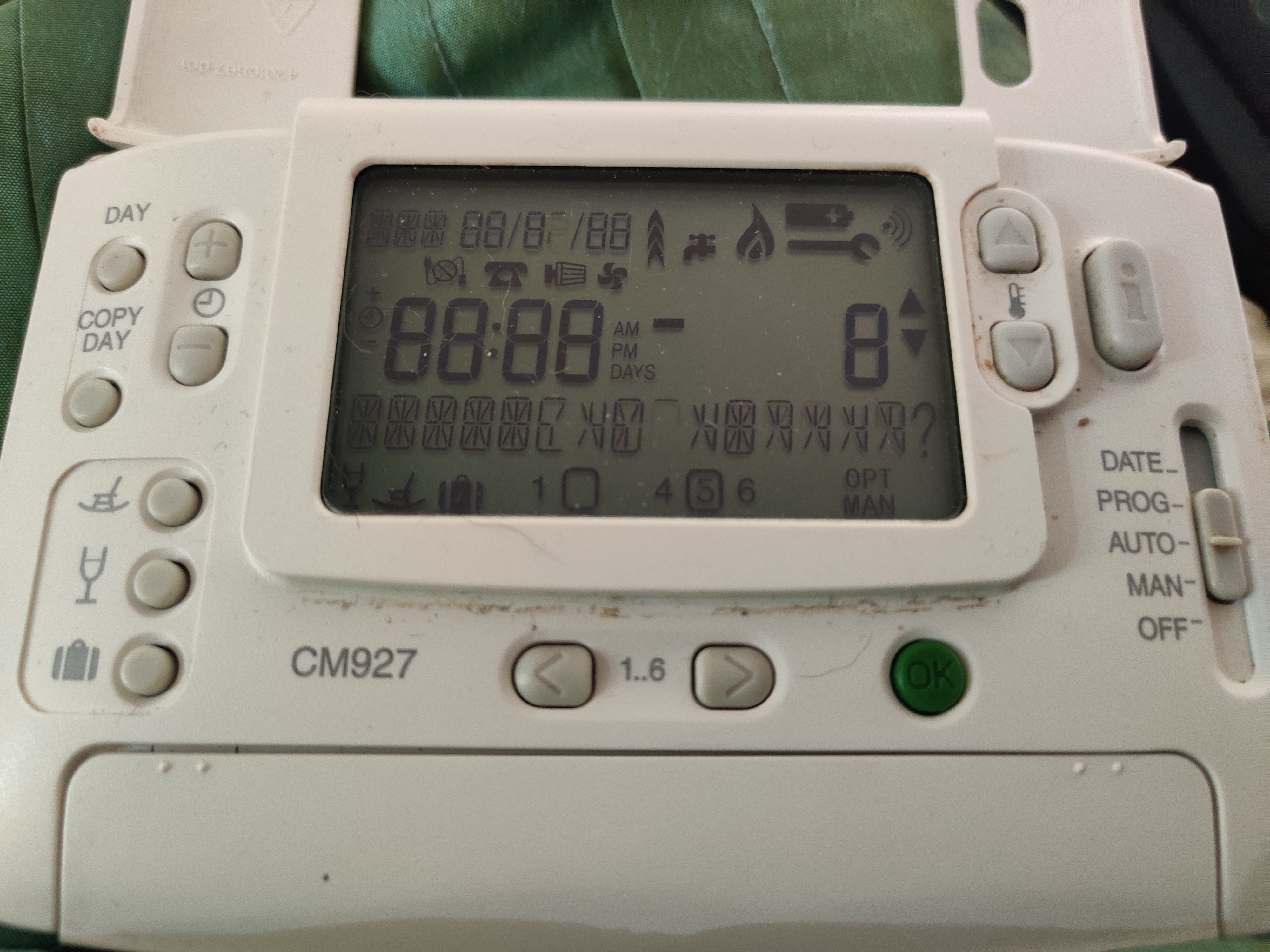 Image for Honeywell CM927 control unit- LCD display issues LCD